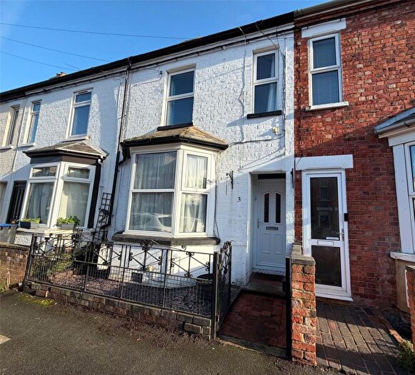 3 Bedroom Terraced House For Sale In Percy Road, Woodford Halse, Northamptonshire, NN11