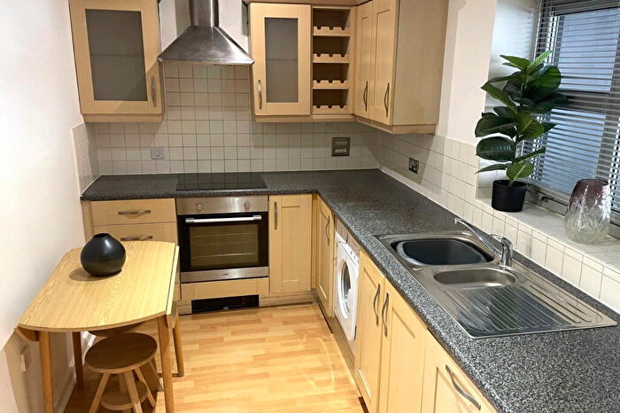 1 Bedroom Flat To Rent In George Street, Birmingham, B3