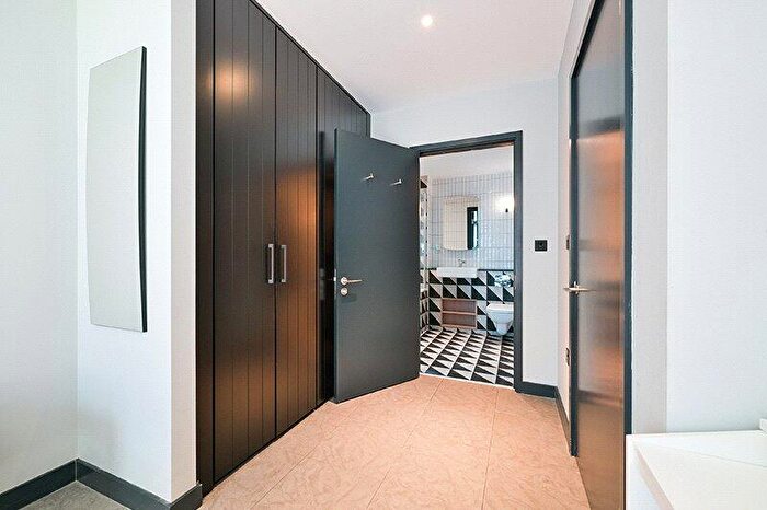 2 Bedroom Apartment To Rent In Beton, Wembley Park Boulevard, HA9