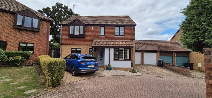 4 Bedroom Detached House For Sale In Culme Close, Oundle, Peterborough, PE8