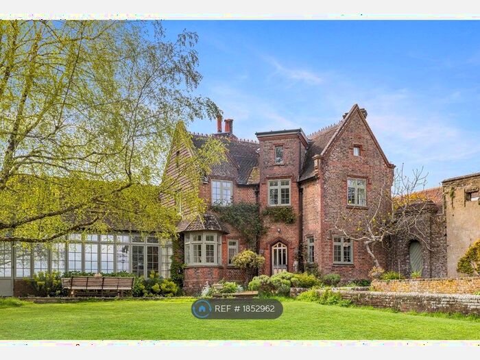 4 Bedroom Detached House To Rent In New Way Lane, Hurstpierpoint, BN6