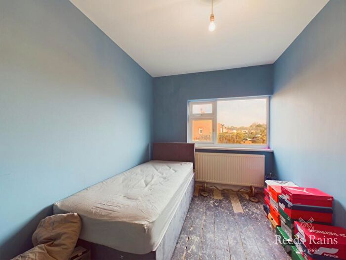 2 Bedroom Semi-Detached House For Sale In Goddard Avenue, Hull, East Riding Of Yorkshi, HU5