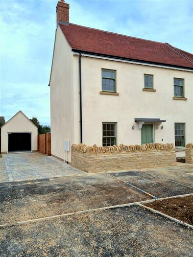 3 Bedroom Semi-Detached House To Rent In Cowells Road, Woodstock, OX20