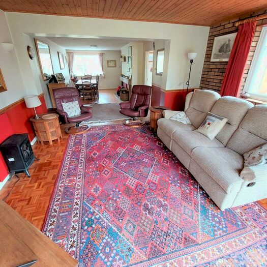 4 Bedroom Detached House For Sale In Chamberlains Gardens, Leighton