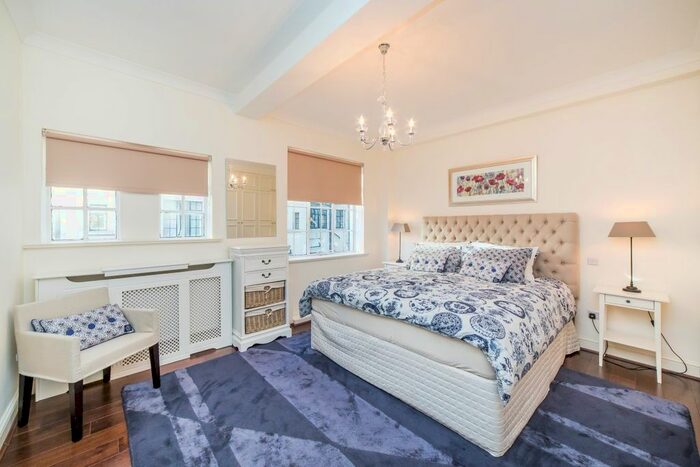 3 Bedroom Flat To Rent In Sloane Street, Knightsbridge, SW1X