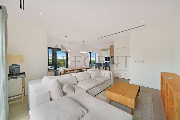 4 Bedroom Flat To Rent In Fairbank House, Beaufort Square, NW9