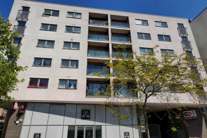 1 Bedroom Flat To Rent In Long Lane, London, SE1