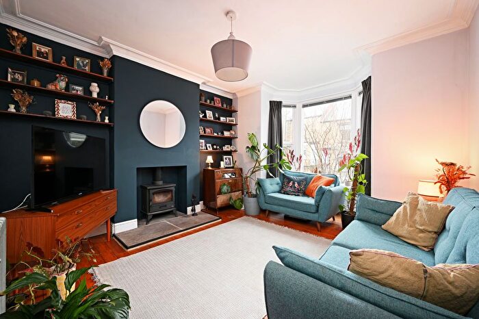 3 Bedroom End Terrace House For Sale In Mona Road, Crookes, Sheffield, S10