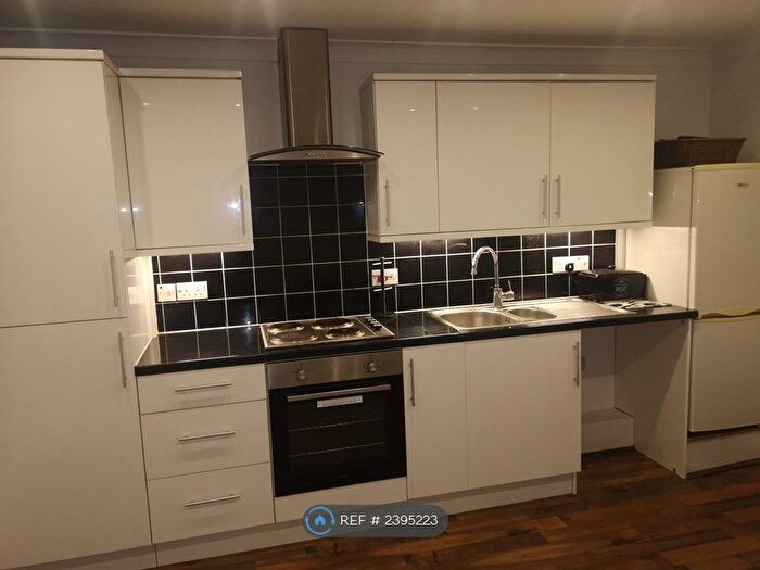 1 Bedroom Flat To Rent In High Street, Goldthorpe, Rotherham, S63