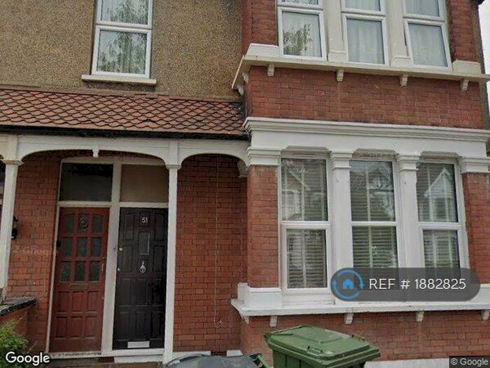 3 Bedroom Maisonette To Rent In Cunningham Park, Harrow, HA1
