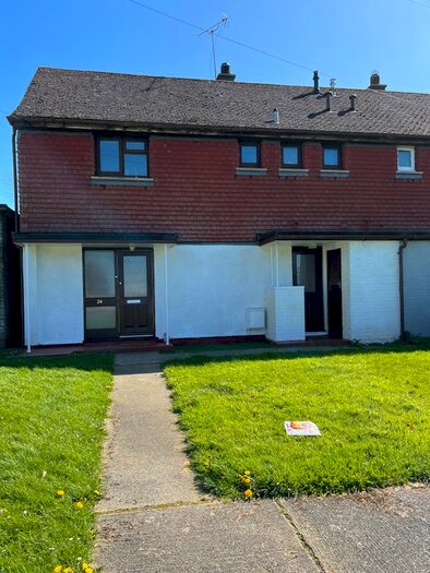 3 Bedroom End Of Terrace House To Rent In Dinam Road, Holyhead, LL65