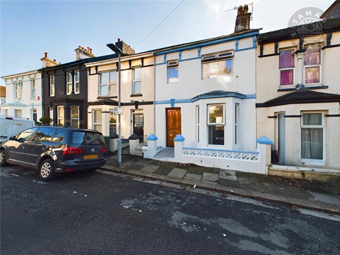 4 Bedroom Terraced House For Sale In Pearson Avenue, Plymouth, Devon, PL4