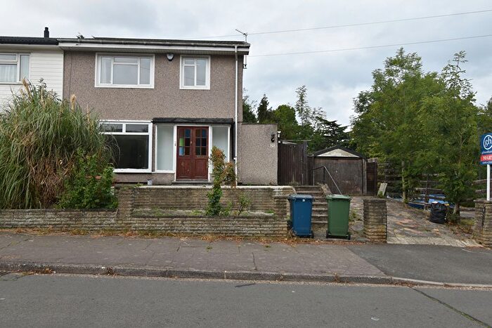 3 Bedroom Semi-Detached House To Rent In Harrow, HA3