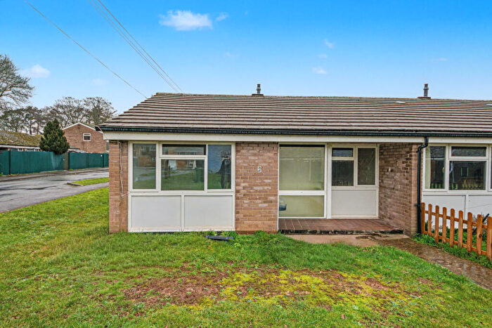 1 Bedroom End Of Terrace House For Sale In The Firs, Chippenham, Wiltshire, SN14