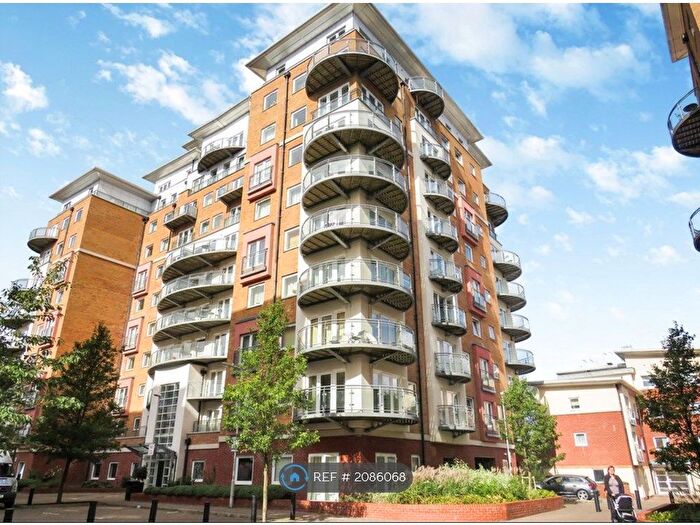 2 Bedroom Flat To Rent In Winterthur Way, Basingstoke, RG21