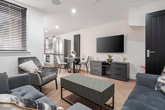 6 Bedroom Terraced House To Rent In Albert Edward Road, Liverpool, Merseyside, L7