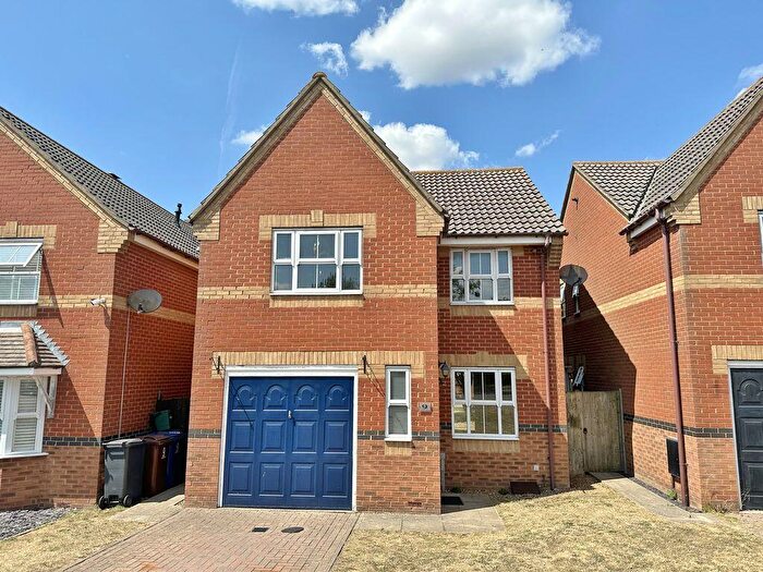 3 Bedroom Detached House For Sale In Bristowe Drive, Orsett, RM16