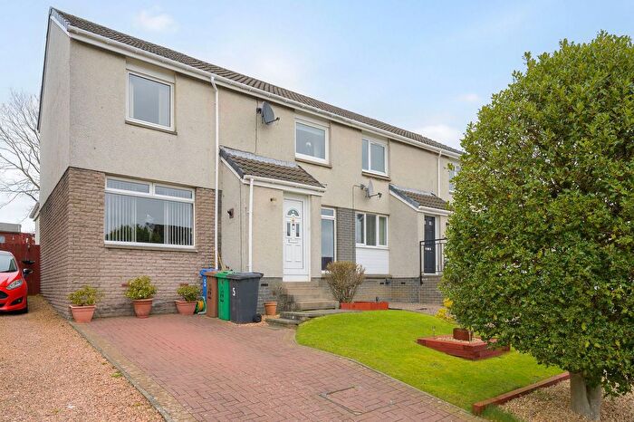4 Bedroom Semi Detached House For Sale In Menteith Drive, Dunfermline, KY11