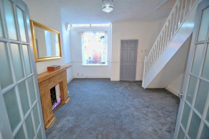 2 Bedroom Terraced House To Rent In Kingsford Street, Salford, M5