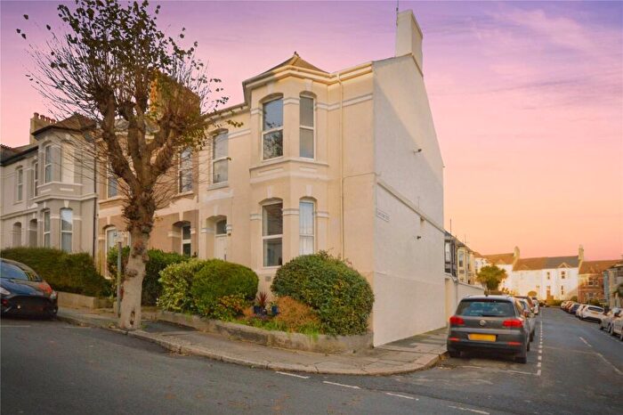1 Bedroom Flat For Sale In May Terrace, Plymouth, Devon, PL4