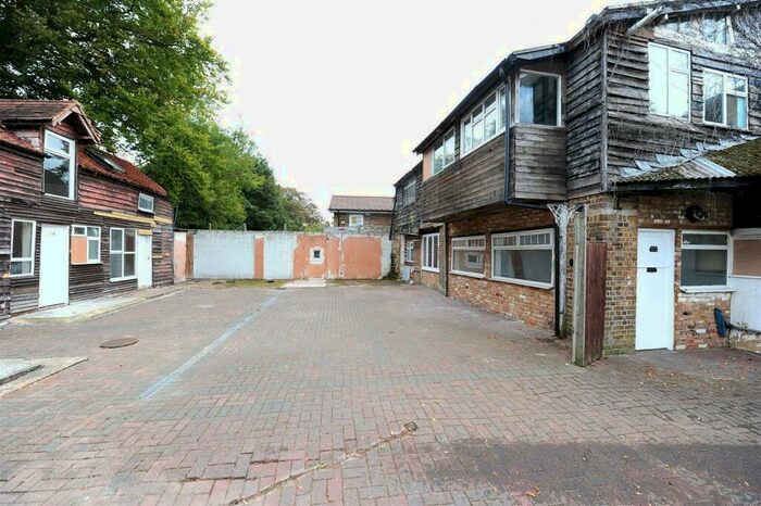 Property To Rent In High Street, Iver, SL0