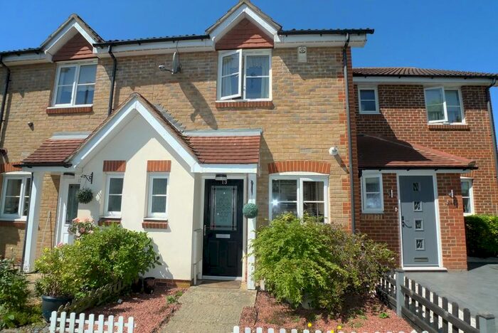2 Bedroom Terraced House To Rent In Foxglove Close, Sidcup, DA15