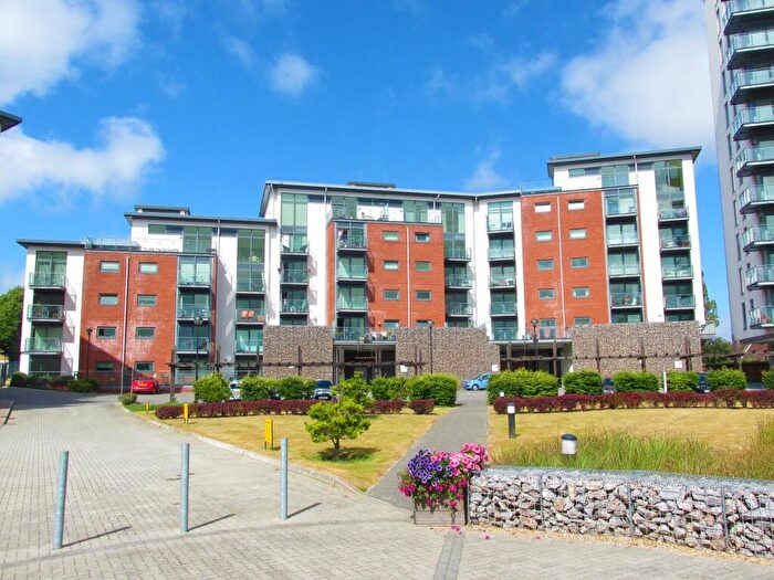 2 Bedroom Flat To Rent In Rope Quays, Gosport, Hampshire, PO12