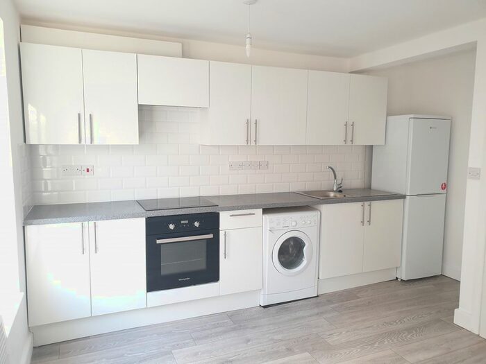 1 Bedroom Flat To Rent In Alma Street, Luton, LU1