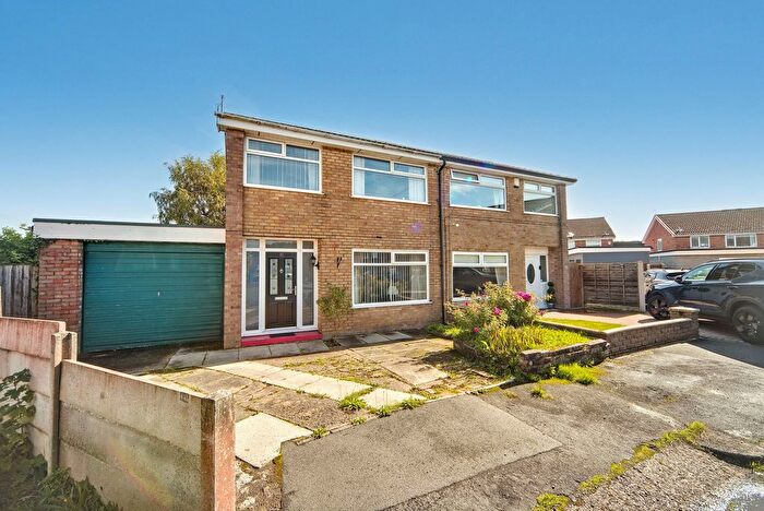 3 Bedroom Semi Detached House For Sale In Stanton Close, Wigan, WN3