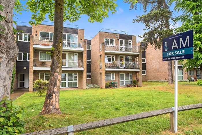 1 Bedroom Flat For Sale In The Avenue, Beckenham, BR3