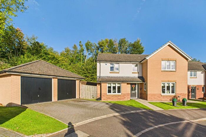 4 Bedroom Detached House For Sale In Macauley Way, Hamilton, ML3