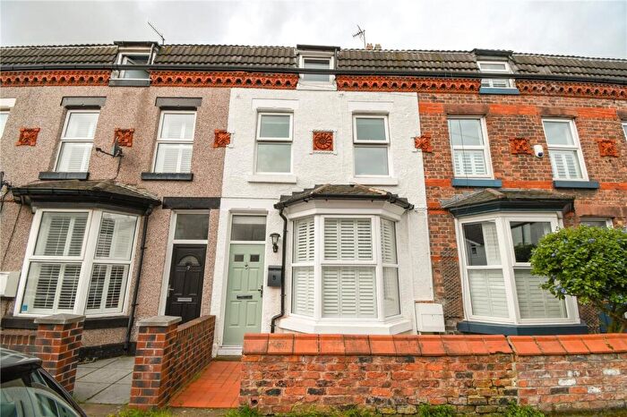 2 Bedroom Maisonette To Rent In Tynwald Road, West Kirby, Wirral, CH48