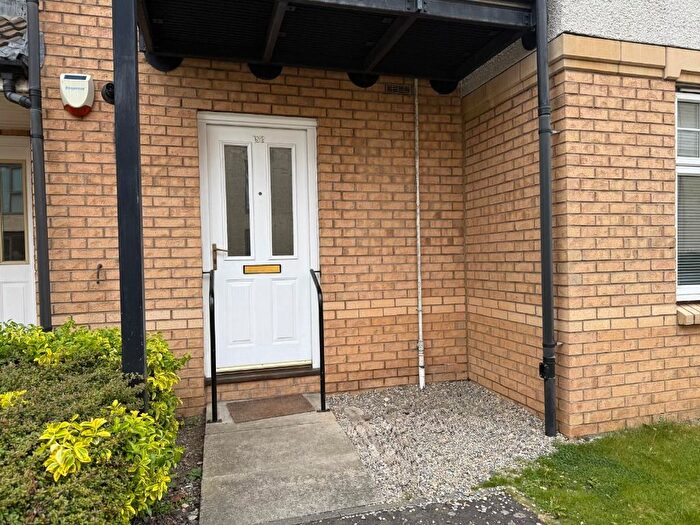 2 Bedroom Flat To Rent In Gylemuir Road, Corstorphine, Edinburgh, EH12