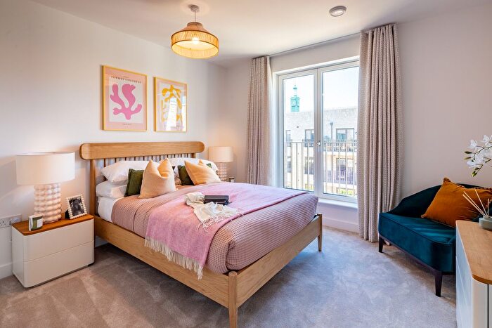 1 Bedroom Flat For Sale In " Bedroom Apartment" At Hepworth Place, Walthamstow, E17