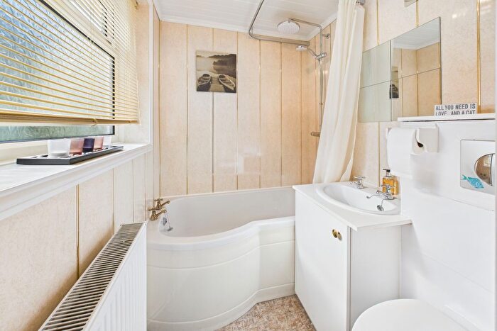 2 Bedroom Terraced House For Sale In Cartmell Road, Woodseats, S8