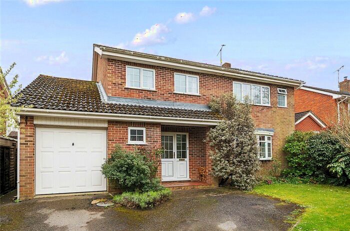 4 Bedroom Detached House For Sale In Butlers Close, Lockerley, Romsey, Hampshire, SO51