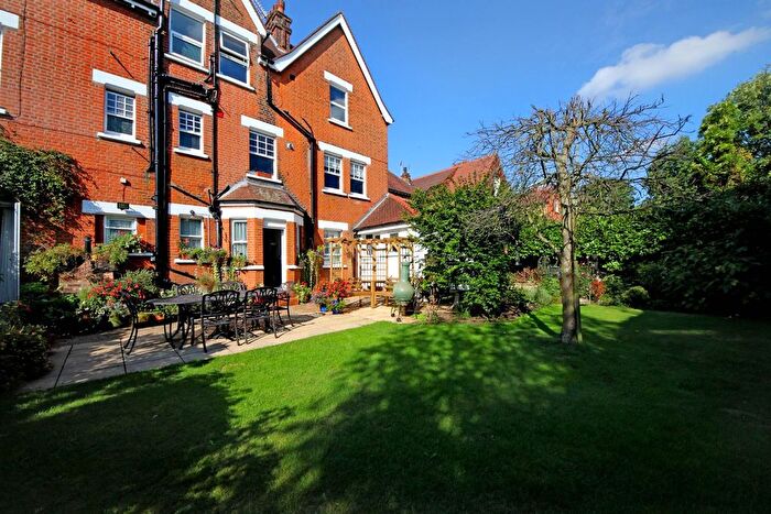 2 Bedroom Flat To Rent In Gunnersbury Avenue, W5