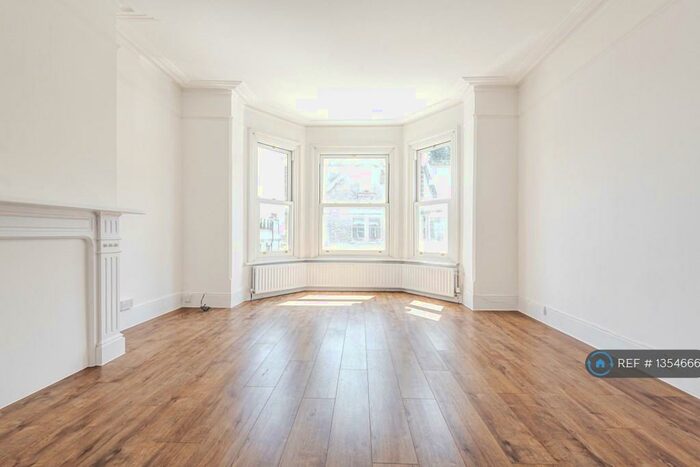 4 Bedroom Maisonette To Rent In Waldegrave Road, London, SE19