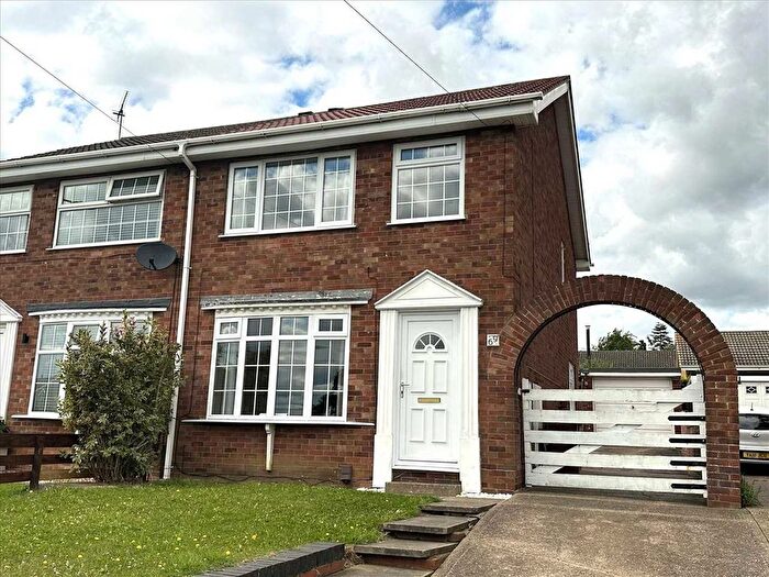 3 Bedroom Semi-Detached House To Rent In Valley View Drive, Bottesford, Scunthorpe, DN16