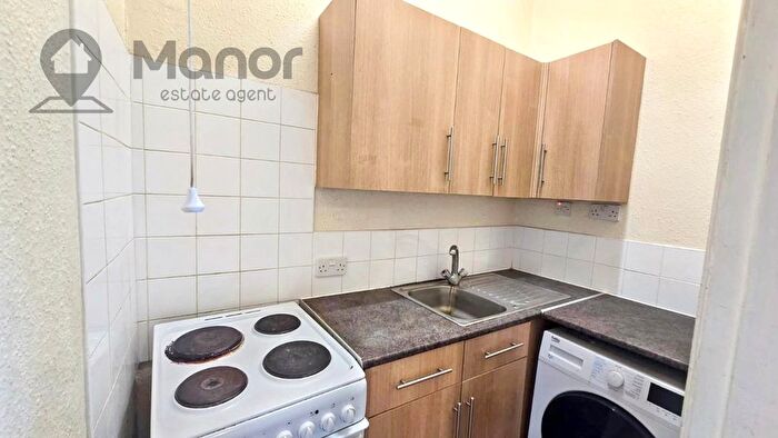 1 Bedroom Studio To Rent In Forest Road, Moseley, Birmingham, B13