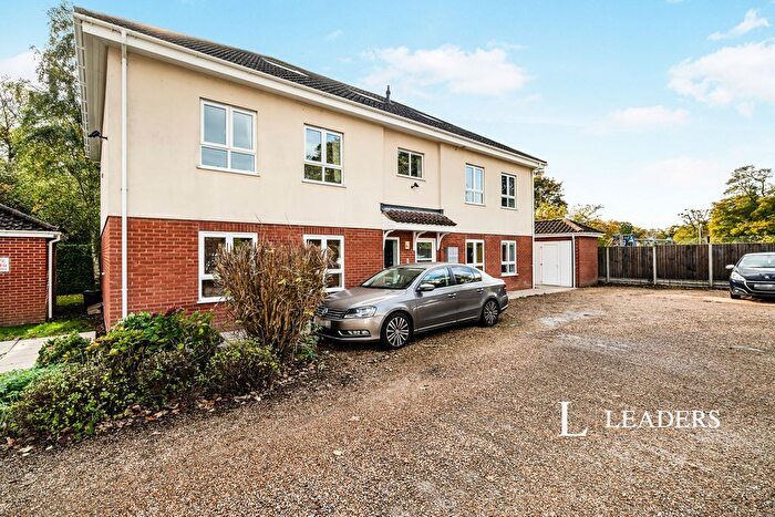 2 Bedroom Flat To Rent In East Lodge, Harvey Lane, NR7