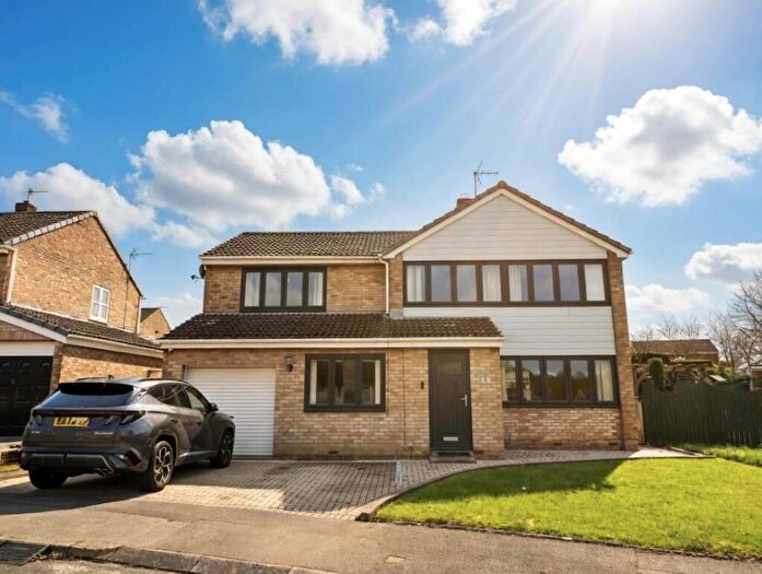4 Bedroom Detached House For Sale In Farndale, Spennymoor, DL16