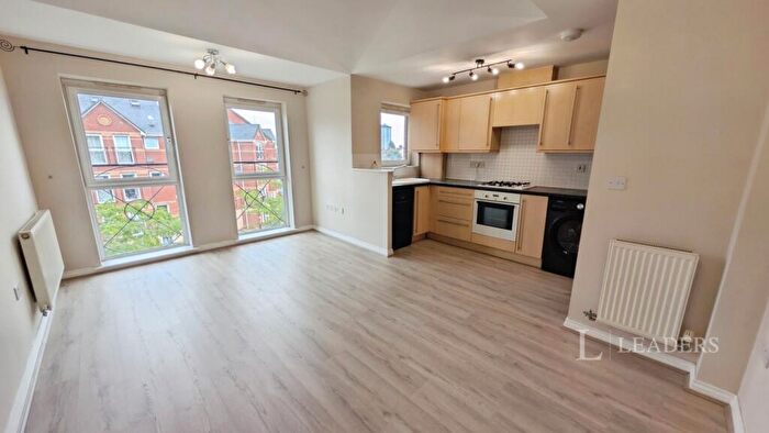 2 Bedroom Flat To Rent In Thackhall Street, Coventry, West Midlands, CV2