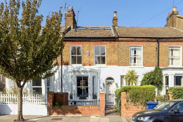 4 Bedroom Property To Rent In Berrymede Road, London, W4