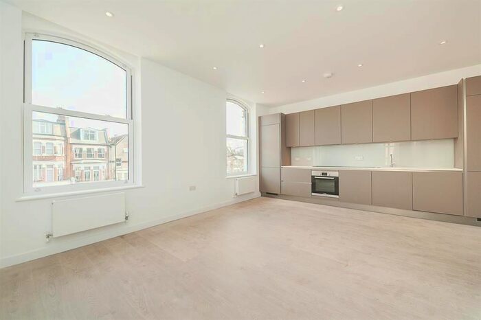 1 Bedroom Flat To Rent In Archway Road, London, N6