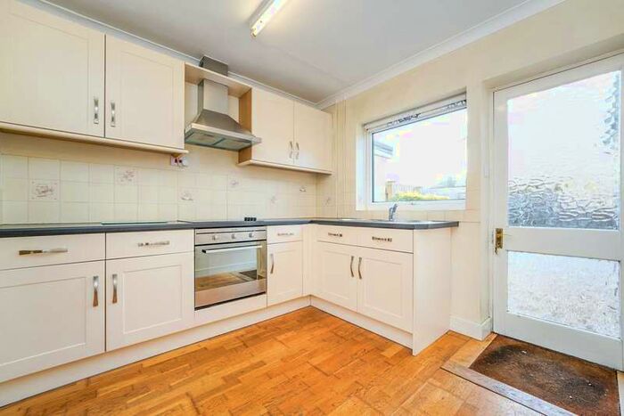 3 Bedroom Semi-Detached House To Rent In Hakeburn Road, Cirencester, GL7