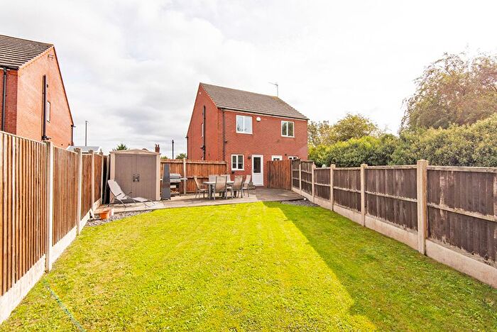 2 Bedroom Semi-detached House For Sale In Boughton Lane, Clowne, S43