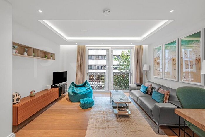 1 Bedroom Flat For Sale In Savoy House, Strand, London, WC2R
