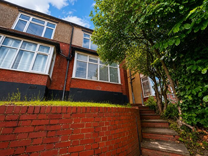 1 Bedroom Apartment To Rent In Russell Rise, Luton, Bedfordshire, LU1