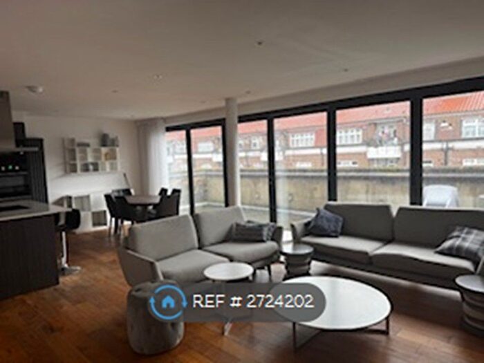 2 Bedroom Flat To Rent In Queens Row, London, SE17